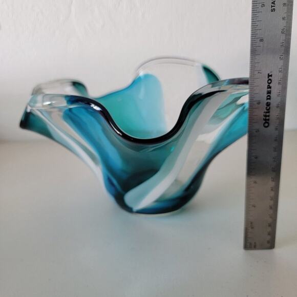 Hand Blown Glass Vase Bowl Turquoise White Clear Handkerchief Flair Home Decor - Picture 7 of 10